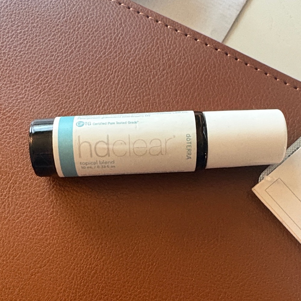 Doterra HD Clear Topical Blend Roller - White and Light Blue Label